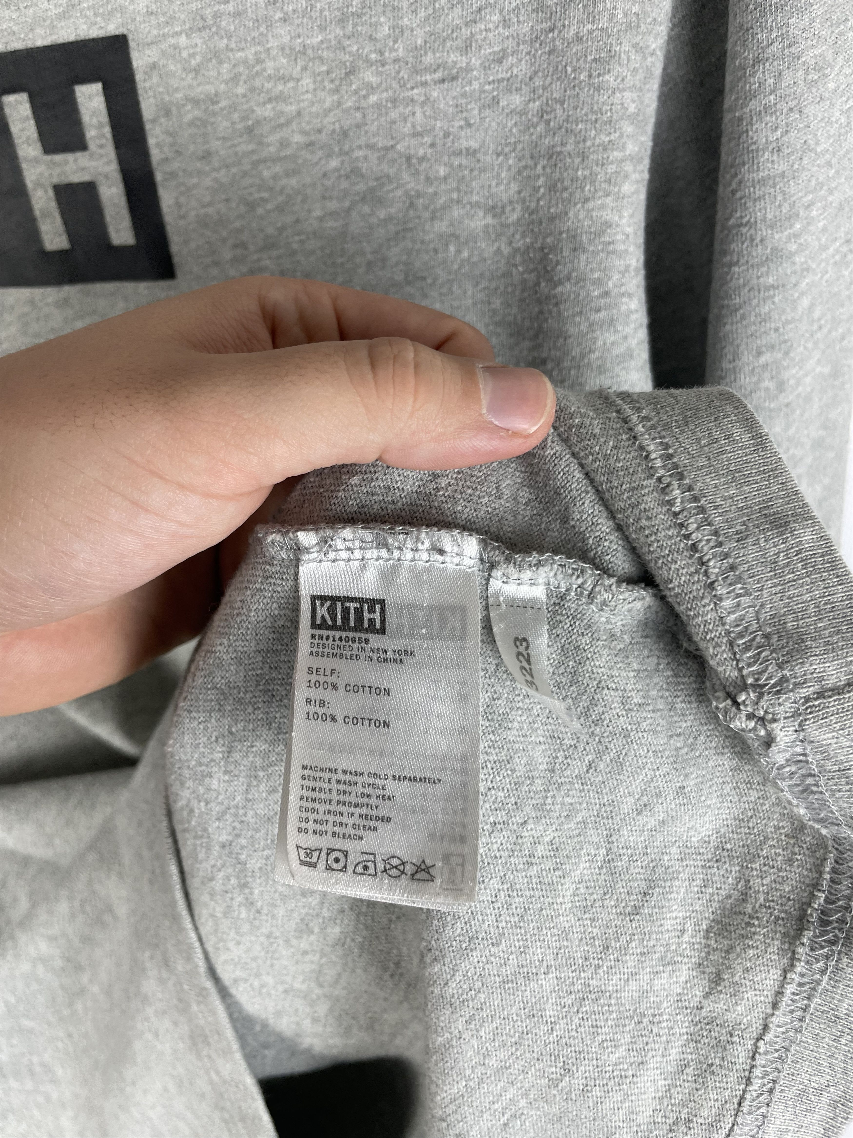 Kith Kith Logo Long Sleeve Size US L / EU 52-54 / 3 - 8 Thumbnail