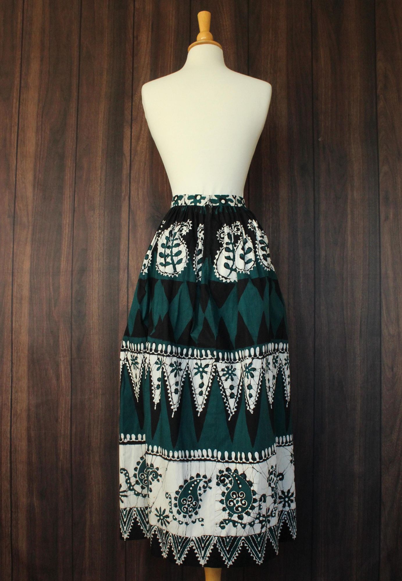 Vintage Vintage 1960s 1970s Skirt, Black Teal and White Maxiskirt, B Size 22" - 10 Thumbnail