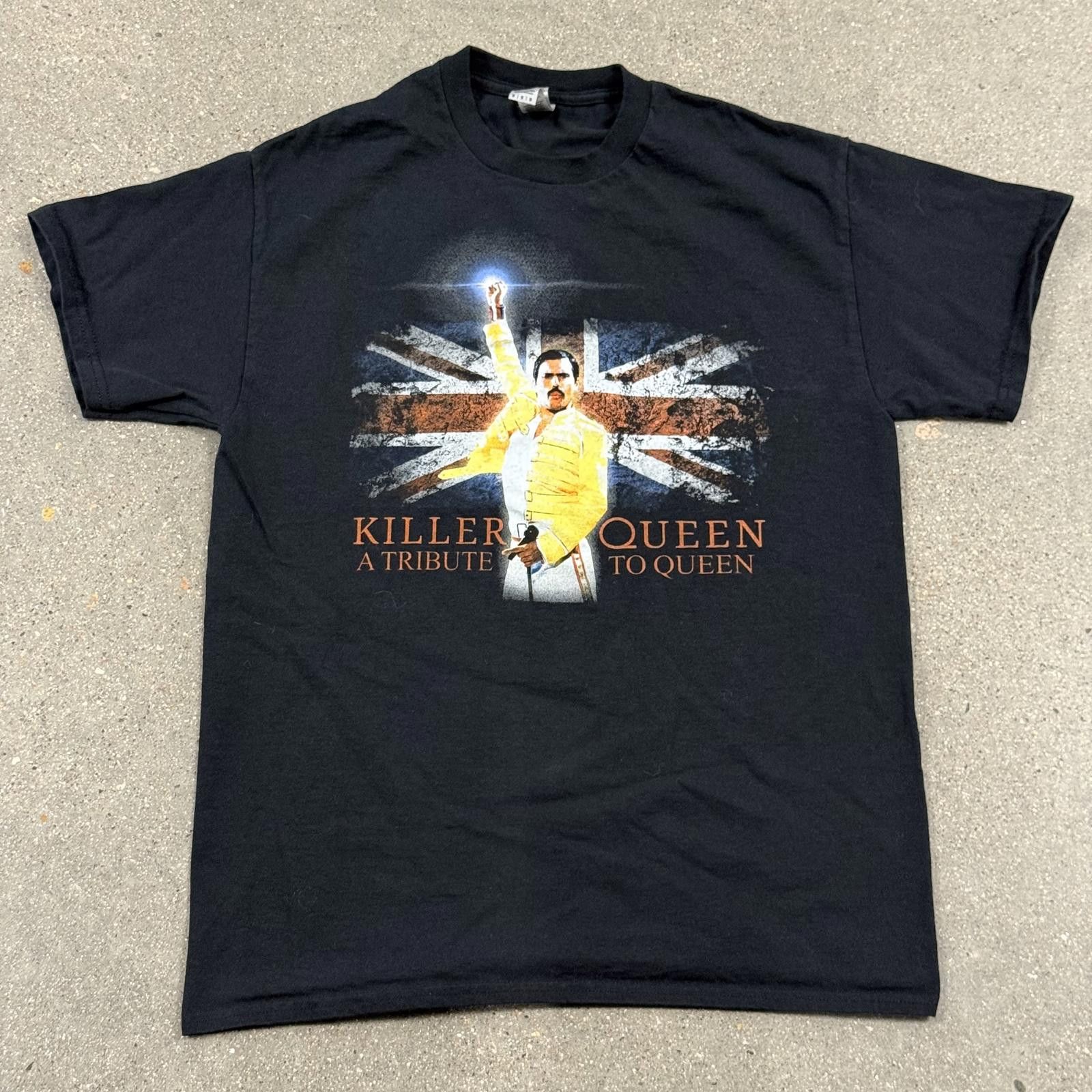 Gildan Killer Queen Freddie Mercury Tribute T-shirt Rock Band - M Size US L / EU 52-54 / 3 - 1 Thumbnail