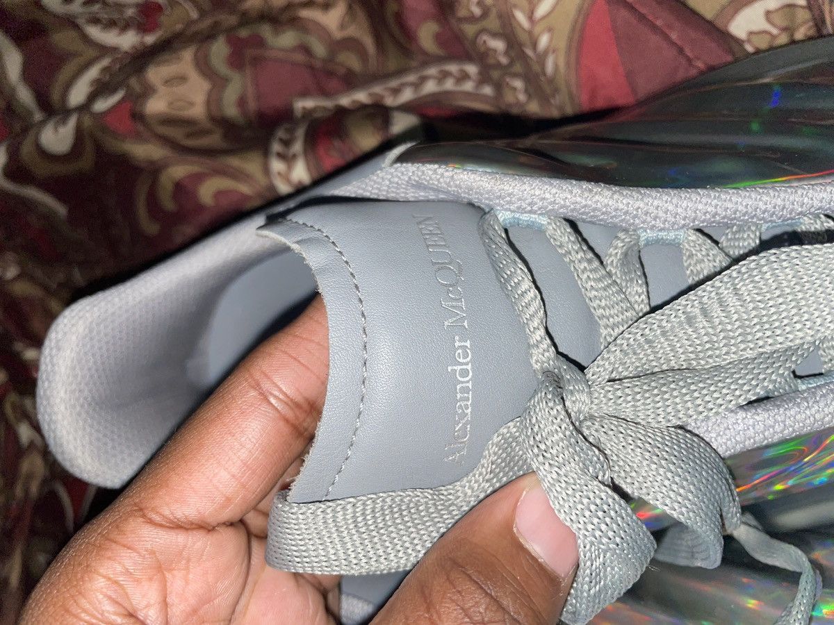 Alexander McQueen Alexander McQueen Oversized Sneaker Silver Iridescent Size US 11 / EU 44 - 4 Thumbnail