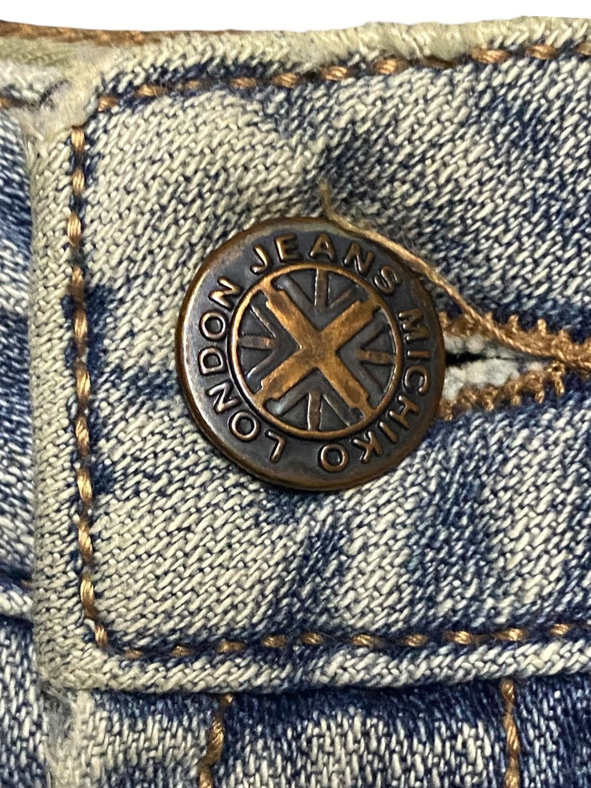 Michiko Koshino London Vintage Michiko London Faded Wash Super baggy Jeans Size US 30 / EU 46 - 8 Thumbnail