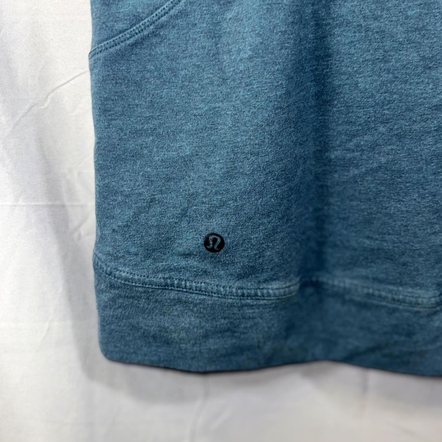 Lululemon Lululemon Hoodie Womens 10 Blue Heather Sleeveless Hoodie Sweatshirt Vest Logo Pockets Sleeveless Knit Hooded Pullover Size L / US 10 / IT 46 - 3 Thumbnail