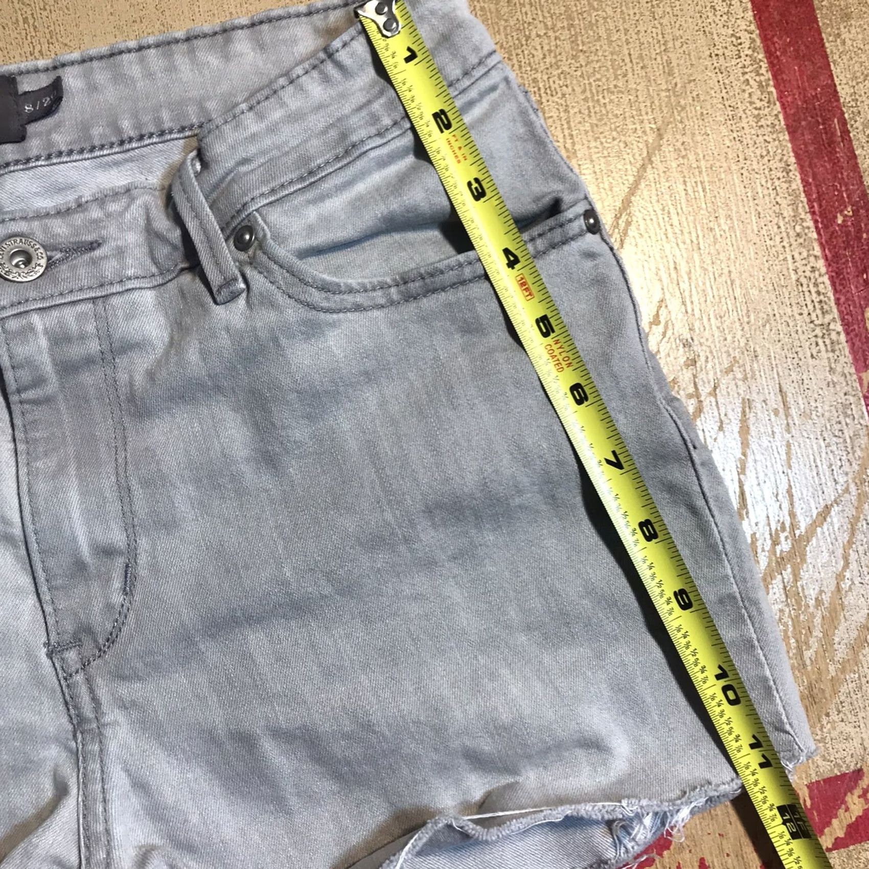 Levi's Levi's Demi Curve Cut Off Shorts Faded Gray Denim Womens Tag 29 Raw Hem 5-Pocket 3in Inseam Regular Rise 9in Vintage No Size 29" - 5 Thumbnail