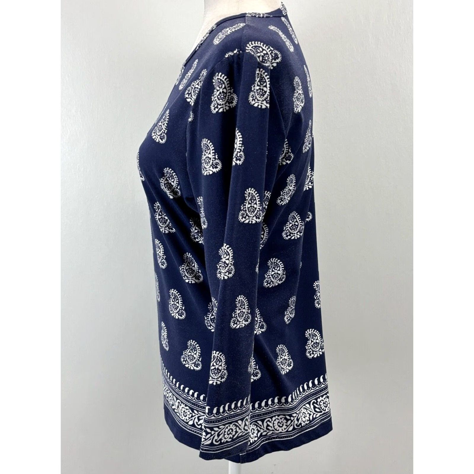 J.McLaughlin J. McLaughlin Women's Paisley Catalina Cloth Shirt Medium Navy Blue Casual Size M / US 6-8 / IT 42-44 - 2 Thumbnail