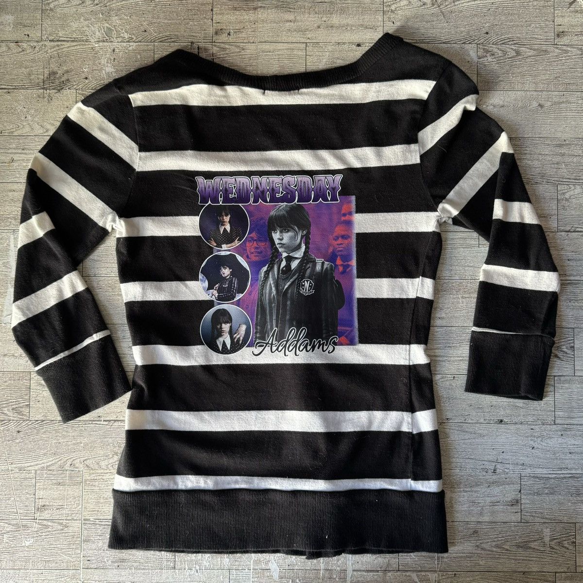 Vintage Wednesday Customized, Y2K Striped Deep V-Neck Knit Cardigan Size ONE SIZE - 13 Thumbnail