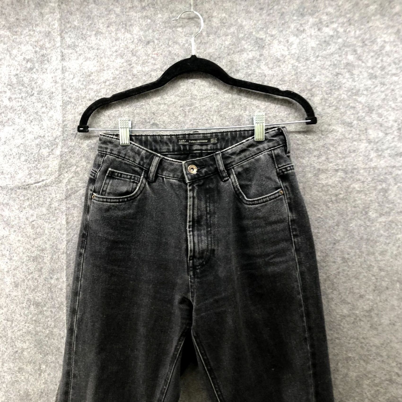 Zara VINTAGE Zara Mom Jeans Womens Size 2 Black High Rise Non-Stretch Jeans Regular Women 5-Pocket Denim Cotton Black 26.5 in 8.5-10 in Rise Females Size 26" / US 2 / IT 38 - 3 Thumbnail