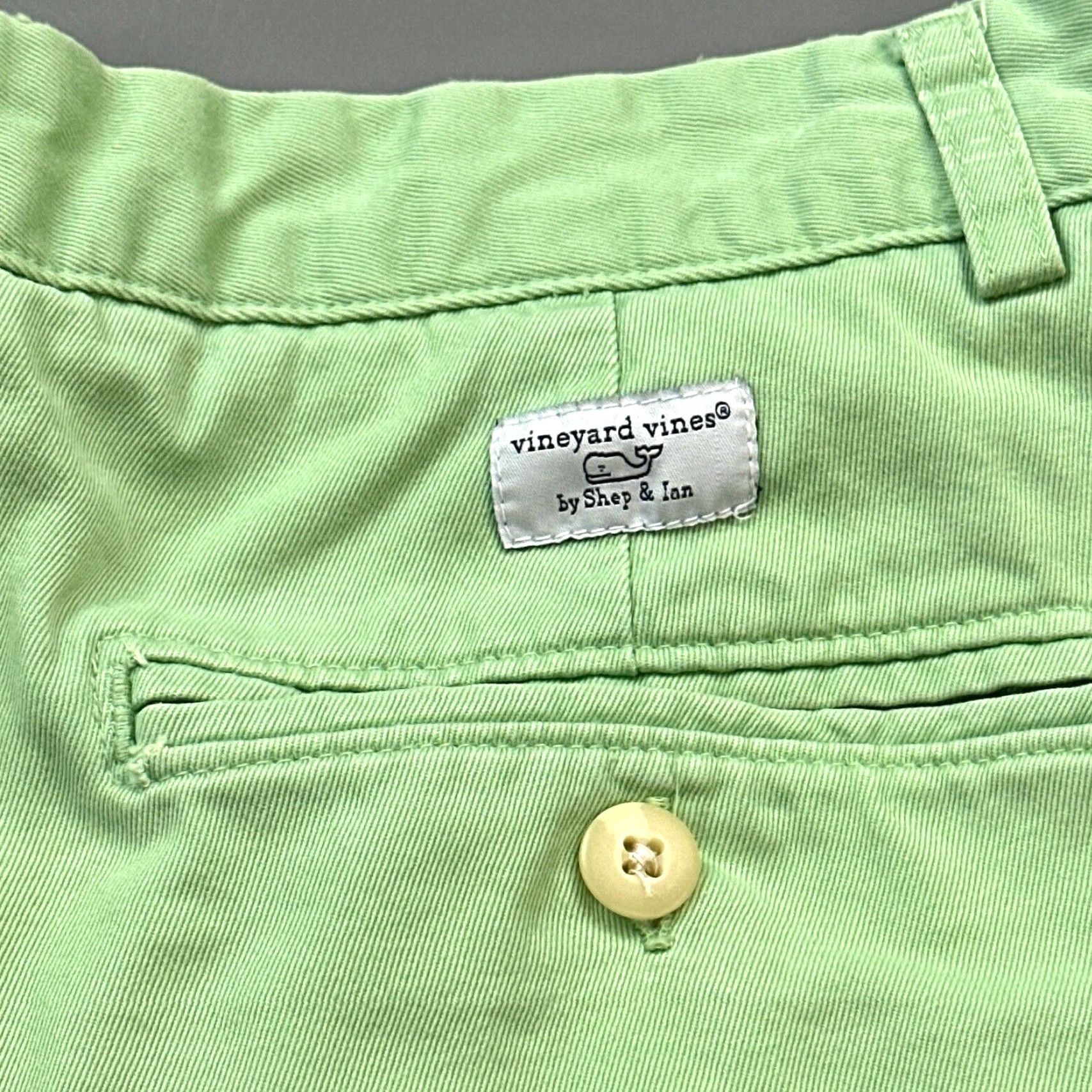 Vineyard Vines Vineyard Vines Shorts Mens Size 32 Green Chino Club Flat Front Casual Preppy Size US 32 / EU 48 - 7 Thumbnail