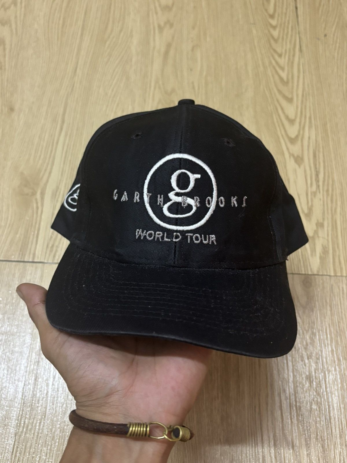 Other GARTH BROOKS WORLD TOUR Size ONE SIZE - 1 Thumbnail