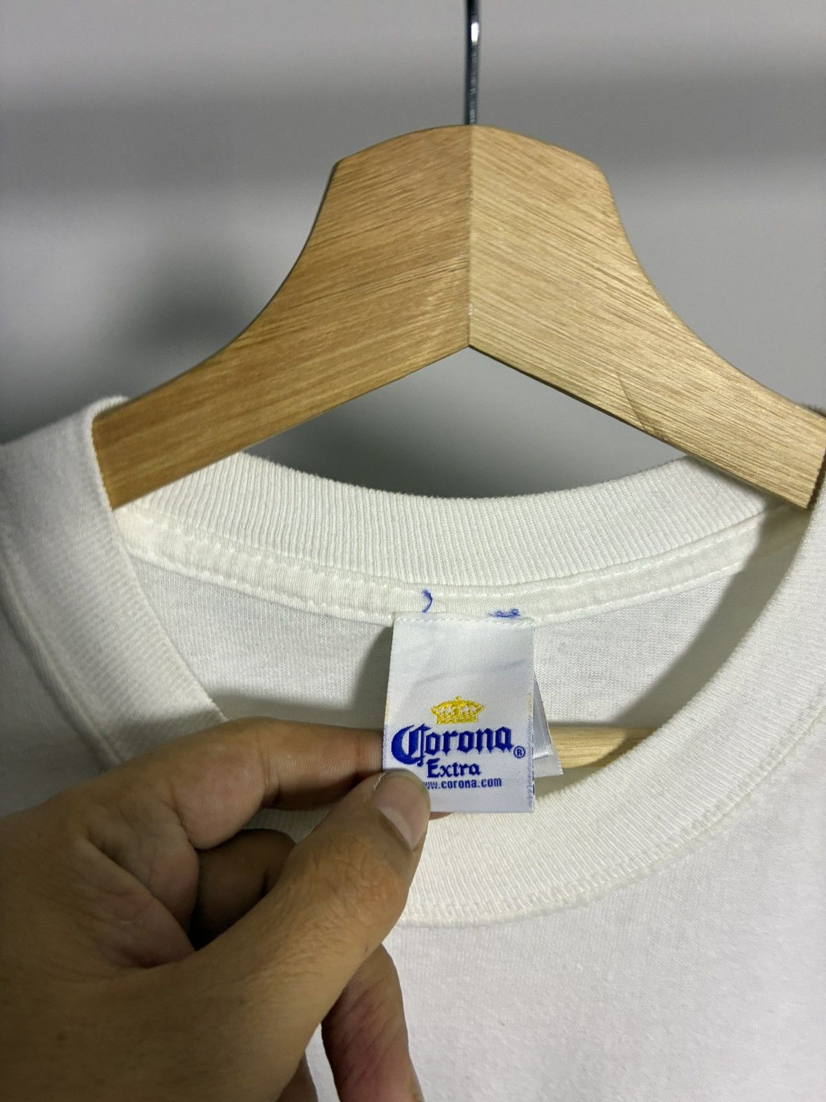 Vintage Vintage corona t shirt Size US XL / EU 56 / 4 - 3 Thumbnail