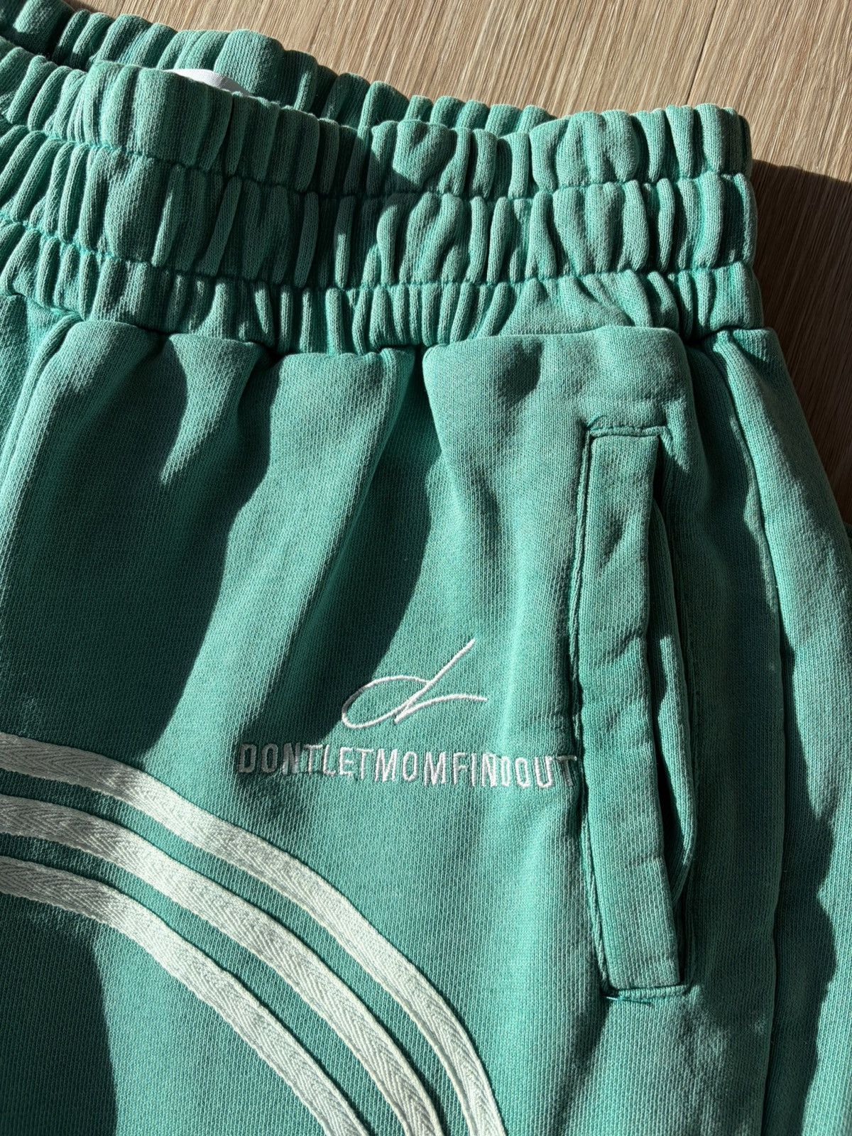 Other Dontletmomfindout Ardo Sweats “Teal” Size US 31 - 3 Thumbnail