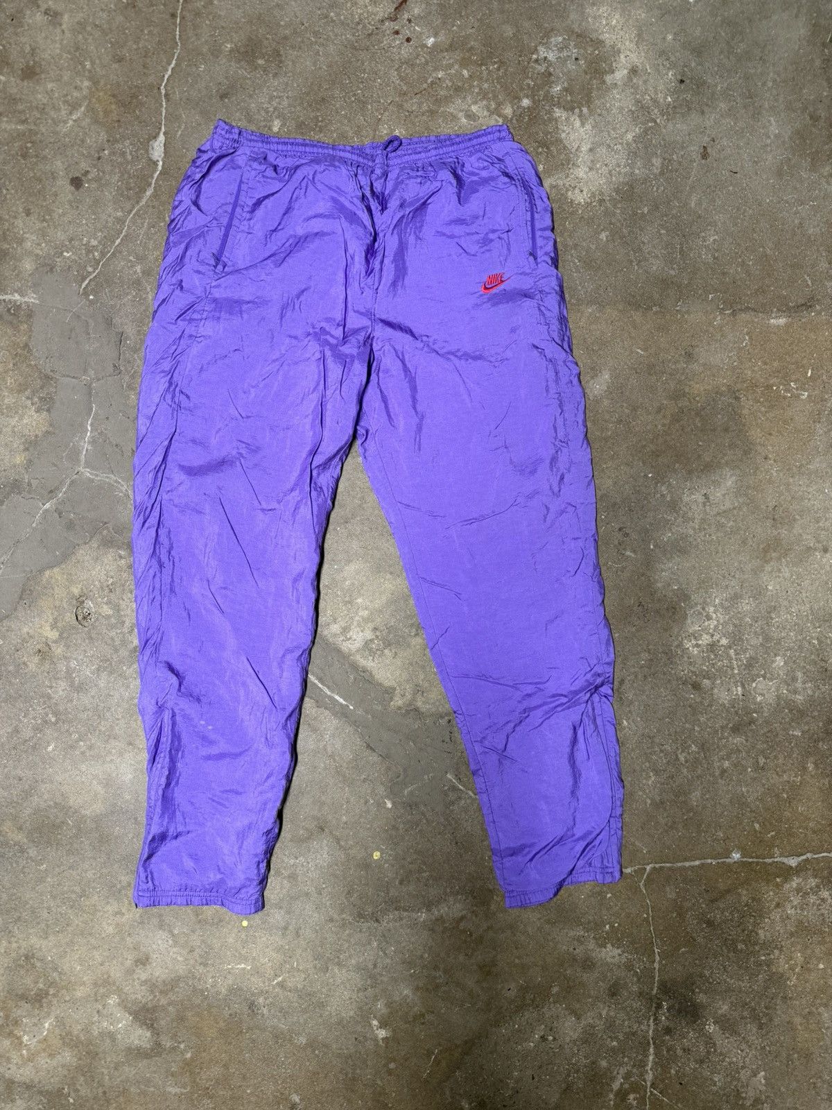 Nike Vintage Nike Purple Nylon Track Pants Red Swoosh Size L Size US 32 / EU 48 - 1 Thumbnail