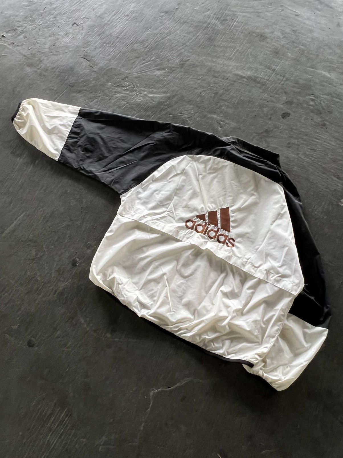 Adidas Vintage 90s Adidas Big Logo Windbreaker Size US L / EU 52-54 / 3 - 1 Thumbnail