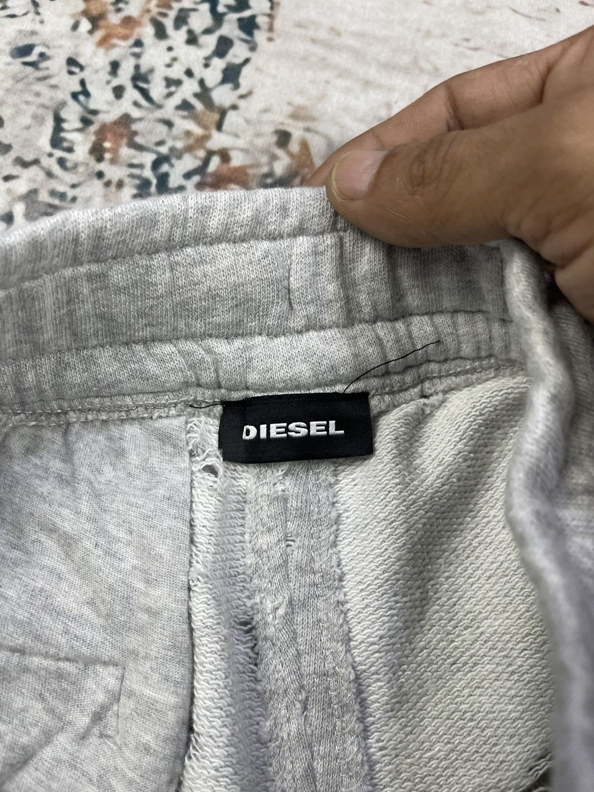 Diesel Steals🔥Diesel Distressed Ripped Short Pants Size US 30 / EU 46 - 15 Thumbnail