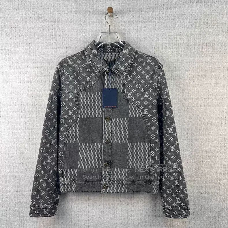Louis Vuitton Louis Vuitton Co-branded full print print patchwork casual Size US S / EU 44-46 / 1 - 1 Thumbnail