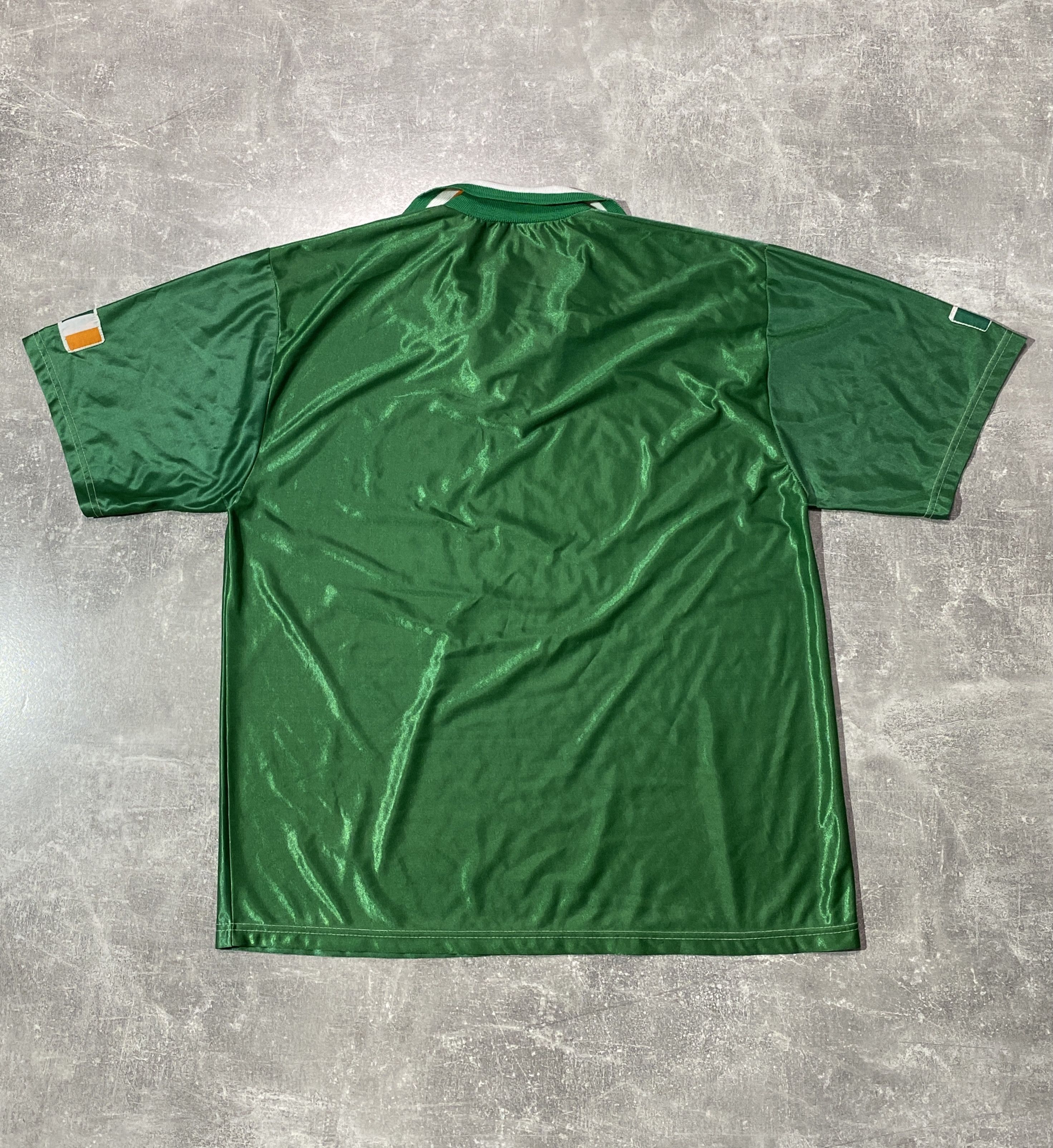 Vintage Vintage 90s IRELAND HOME FOOTBALL SHIRT FAN SOCCER JERSEY Size US L / EU 52-54 / 3 - 4 Thumbnail