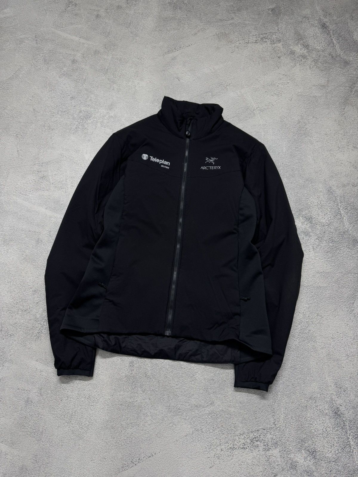 Arc'teryx Vintage Y2k Arc’teryx Nylon Reflective Logo Jacket 00’s Size M / US 6-8 / IT 42-44 - 6 Thumbnail
