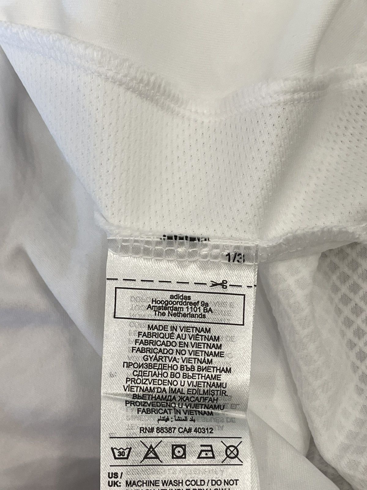 Adidas Adidas Real Madrid KYLIAN MBAPPE🇫🇷 2024/25 home jersey Size US L / EU 52-54 / 3 - 5 Thumbnail