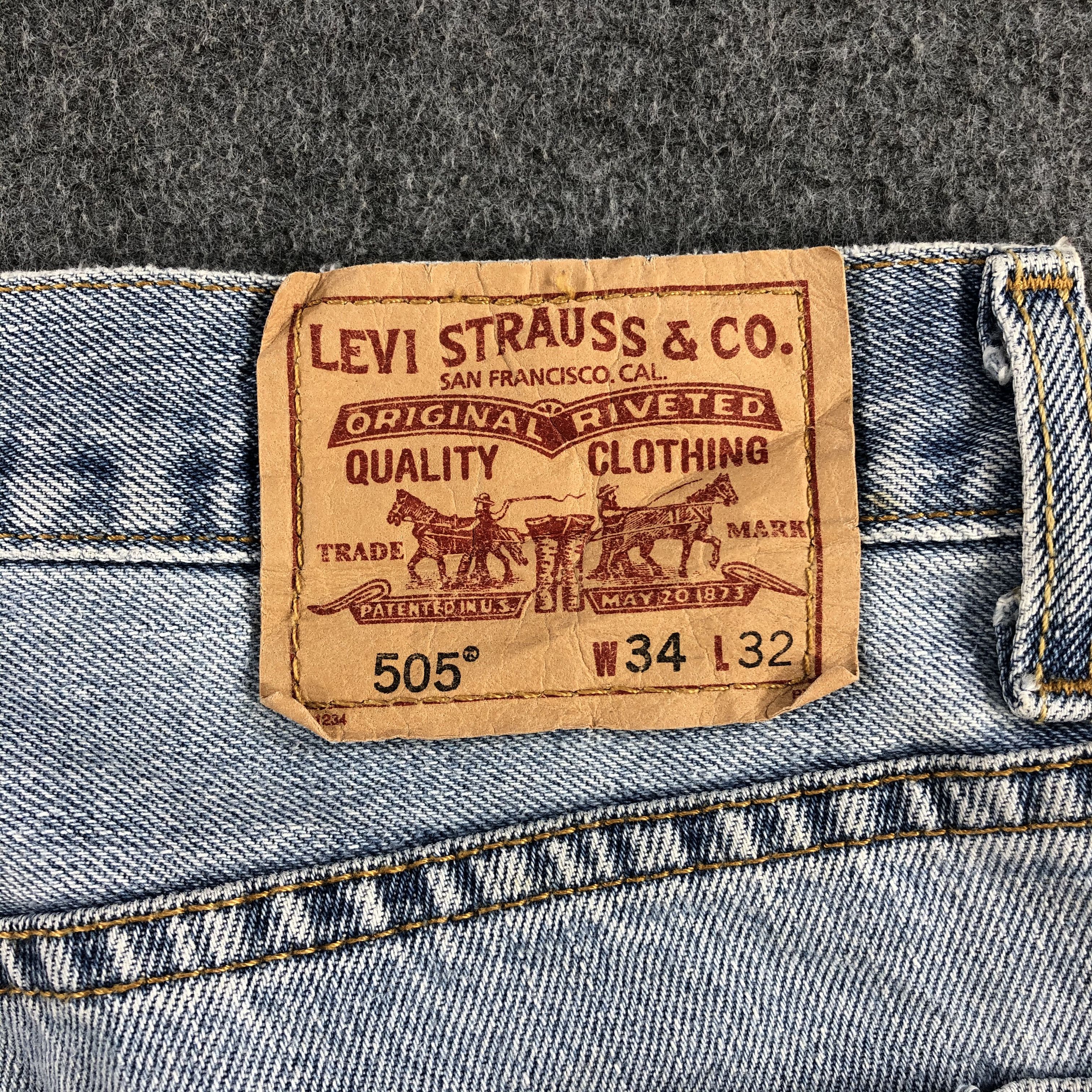 Levi's Vintage Light Wash Levis 505 Jeans-J1625 Size US 35 - 5 Thumbnail
