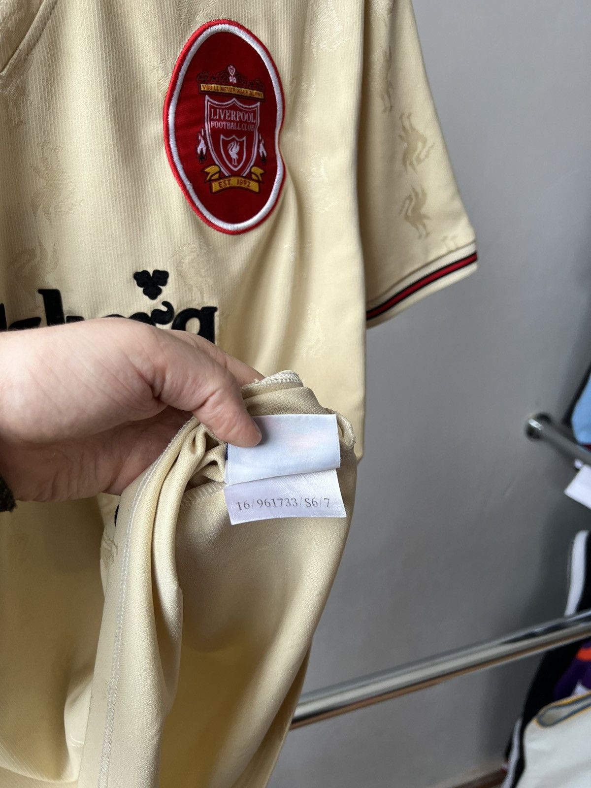 Reebok 1996/97 LIVERPOOL #9 FOWLER AWAY SOCCER JERSEY FOOTBALLSHIRT Size US M / EU 48-50 / 2 - 16 Thumbnail