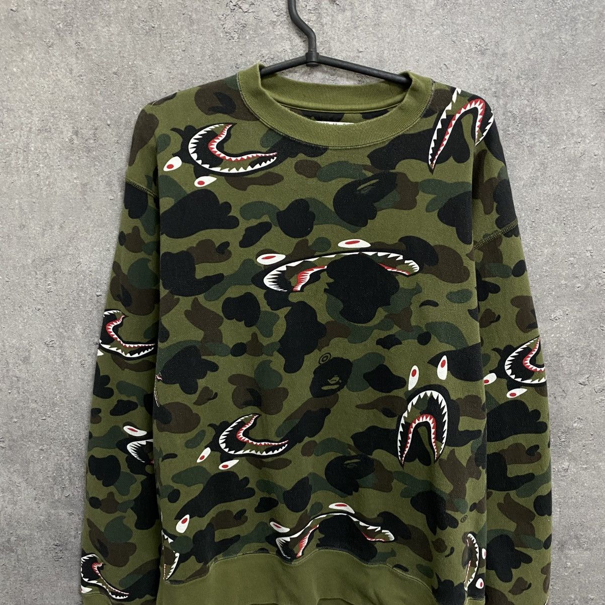 Bape Bathing Ape Sweatshirt BAPE Camo Crewneck Sweater Size US M / EU 48-50 / 2 - 4 Thumbnail