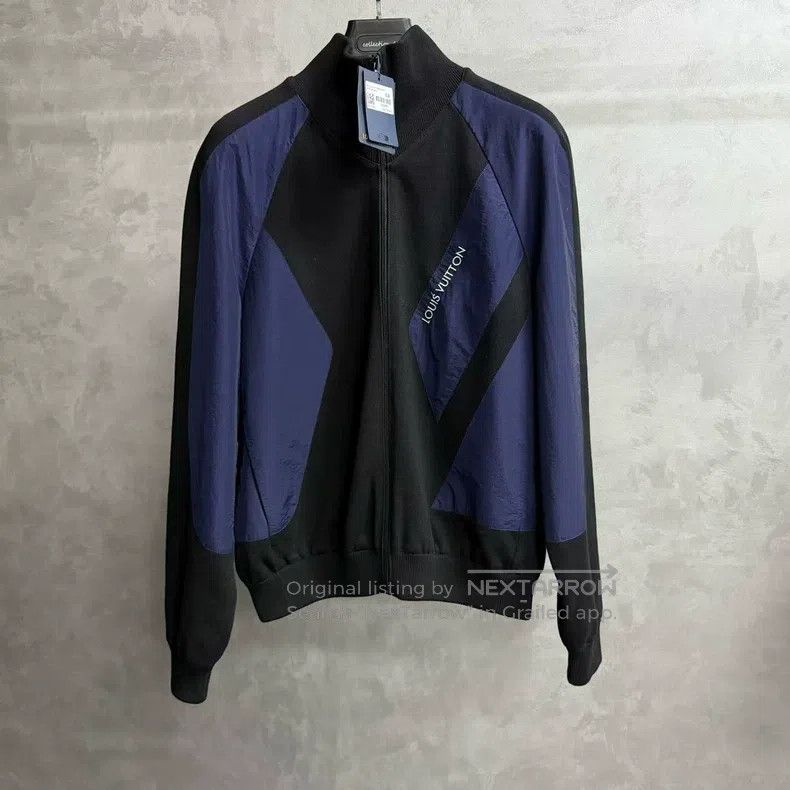 Louis Vuitton 25 Latest Blue and Black Color-Block Long Sl