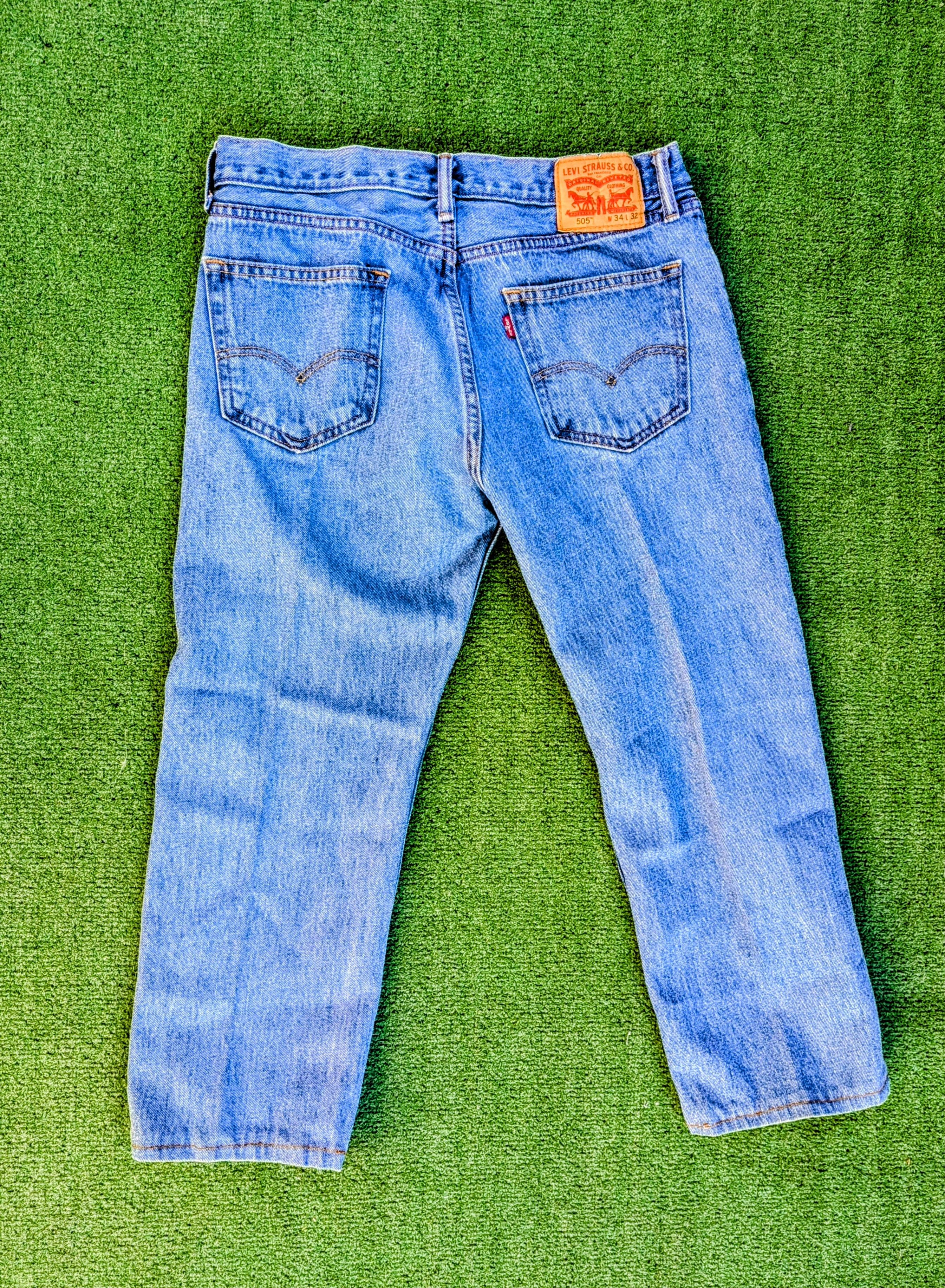 Levi's Levi Strauss 505 Regular-Fit Straight Leg Jeans Sz 34x32 EUC Size US 34 / EU 50 - 5 Thumbnail