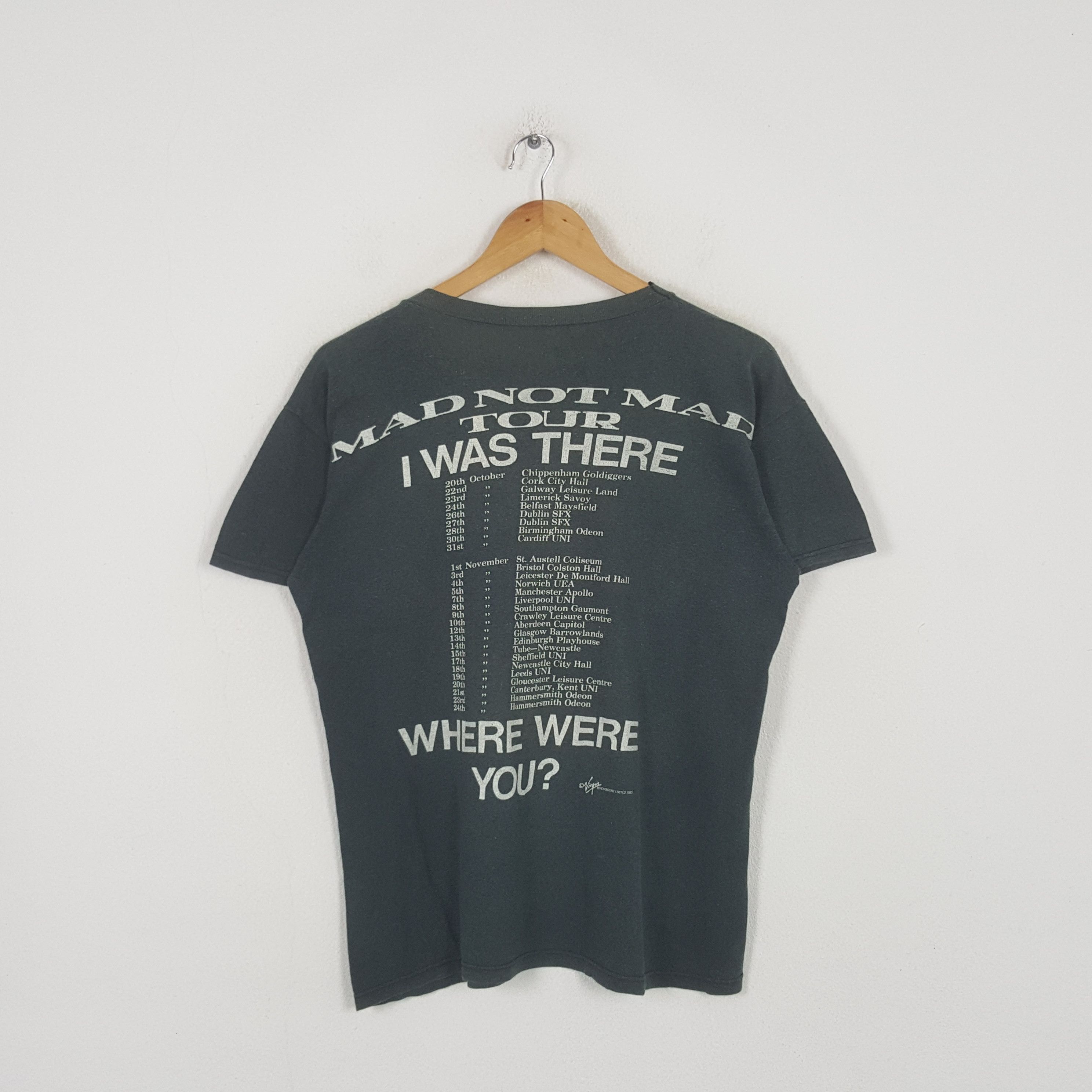 Band Tees Vintage Madness American Rock Tour Tshirt RR5 Size US M / EU 48-50 / 2 - 3 Thumbnail