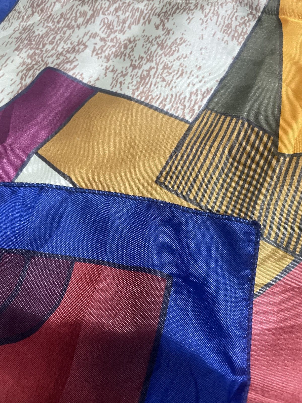 Vintage Vintage picasso silk Size ONE SIZE - 7 Thumbnail