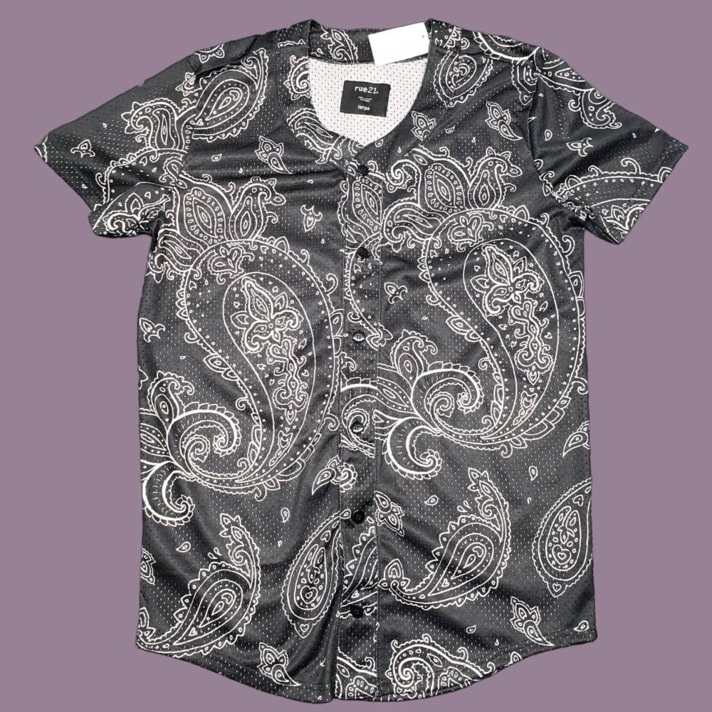 Vintage Rue21 Jersey Shirt Mens L Black Paisley Short Sleeve Button Up Collarless New Size US L / EU 52-54 / 3 - 1 Thumbnail