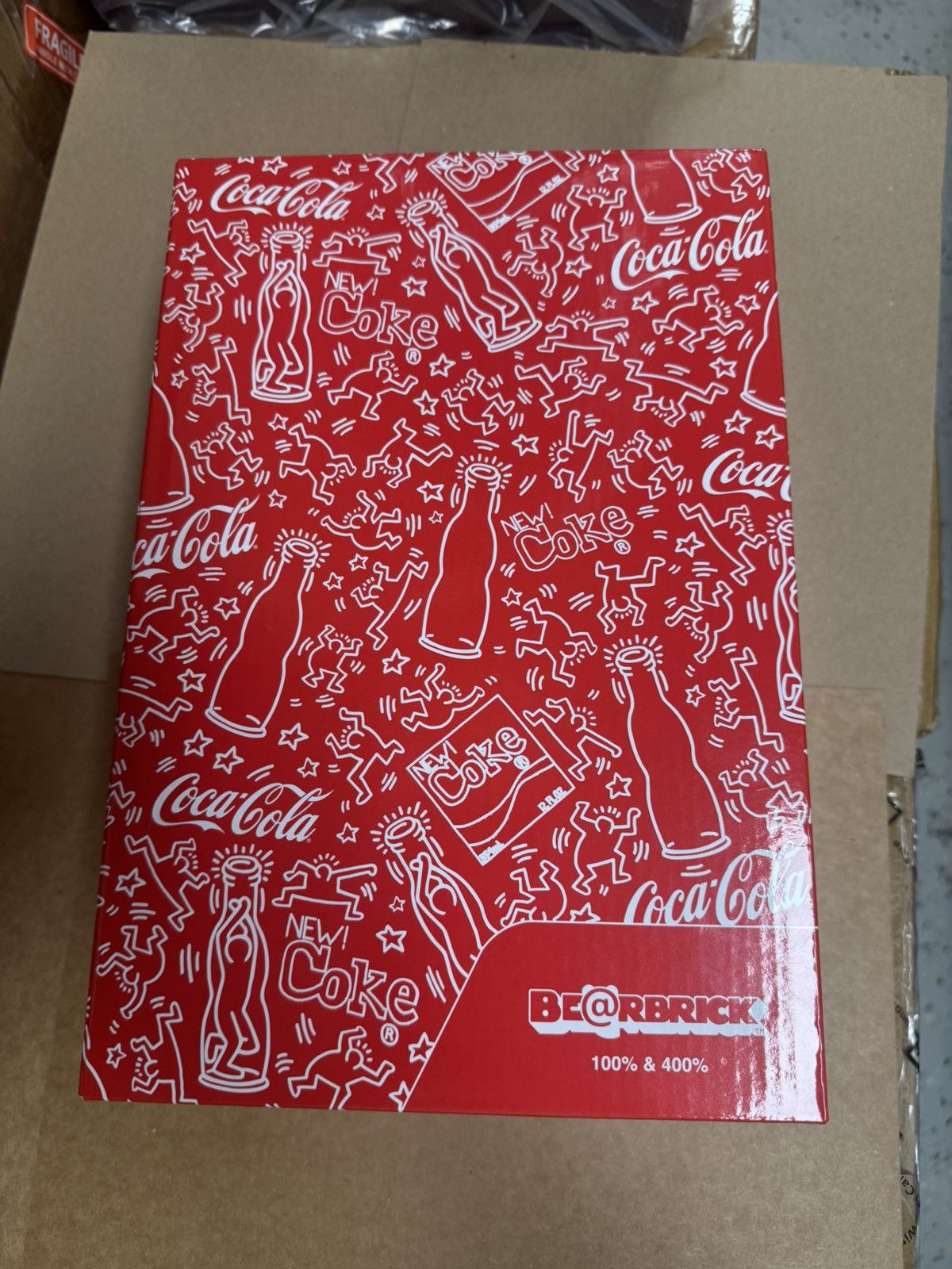 Medicom Toy BE@RBRICK Coca-Cola Keith Haring 100% & 400% Size ONE SIZE - 2 Thumbnail