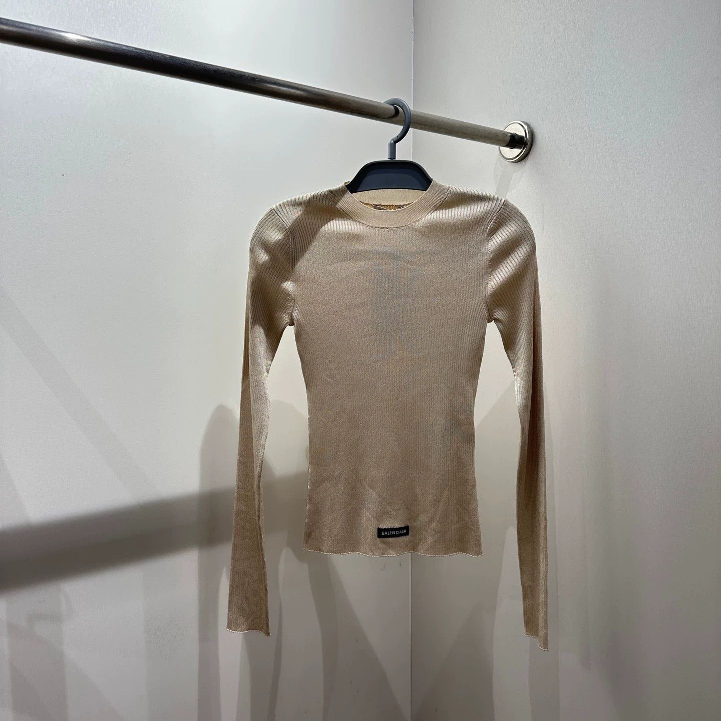 Balenciaga BALENCIAGA mar569 logo lettering slim knit top XS Size XS / US 0-2 / IT 36-38 - 1 Thumbnail