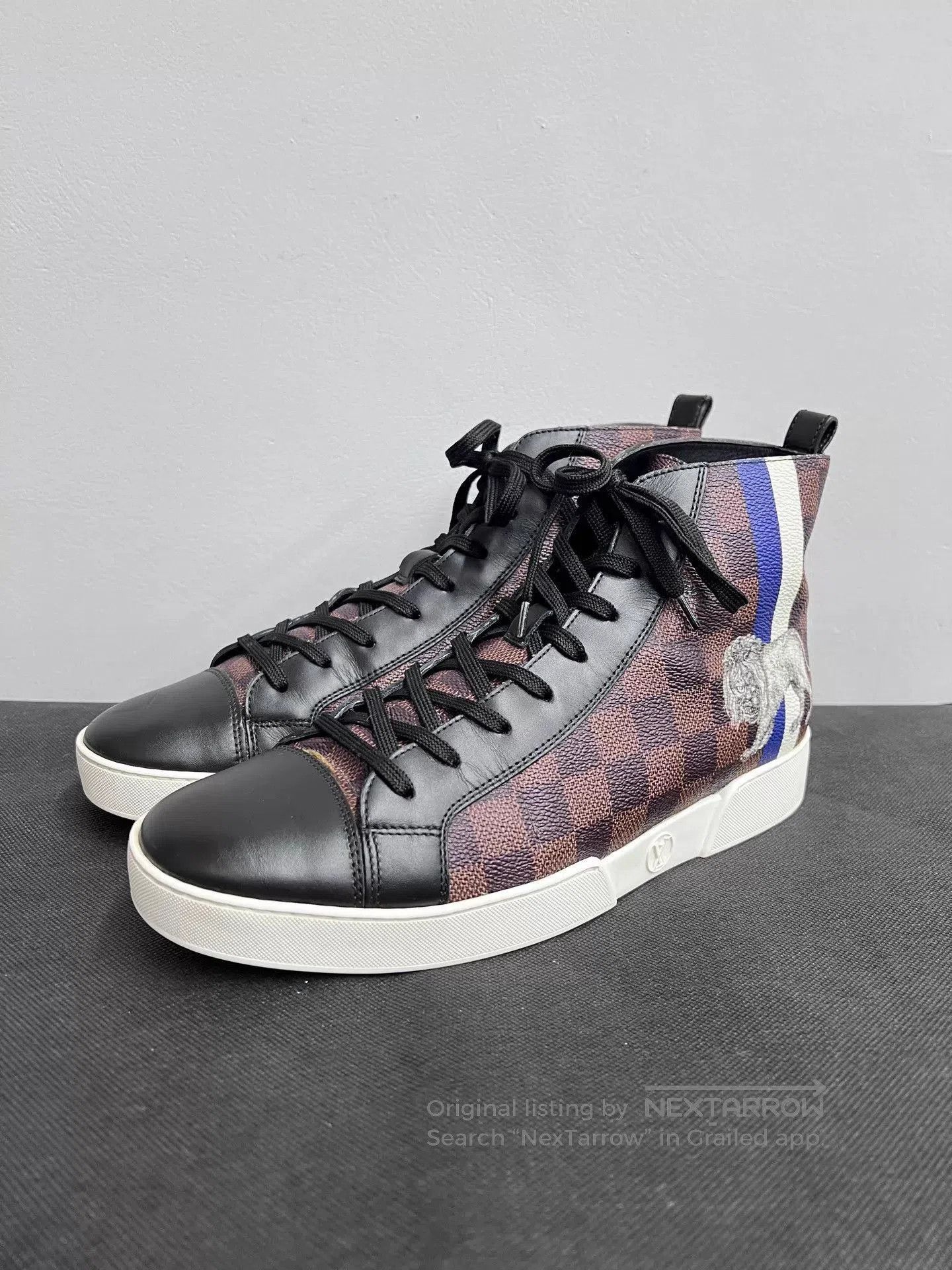 Louis Vuitton Brown High. Size US 7 / EU 40 - 1 Thumbnail