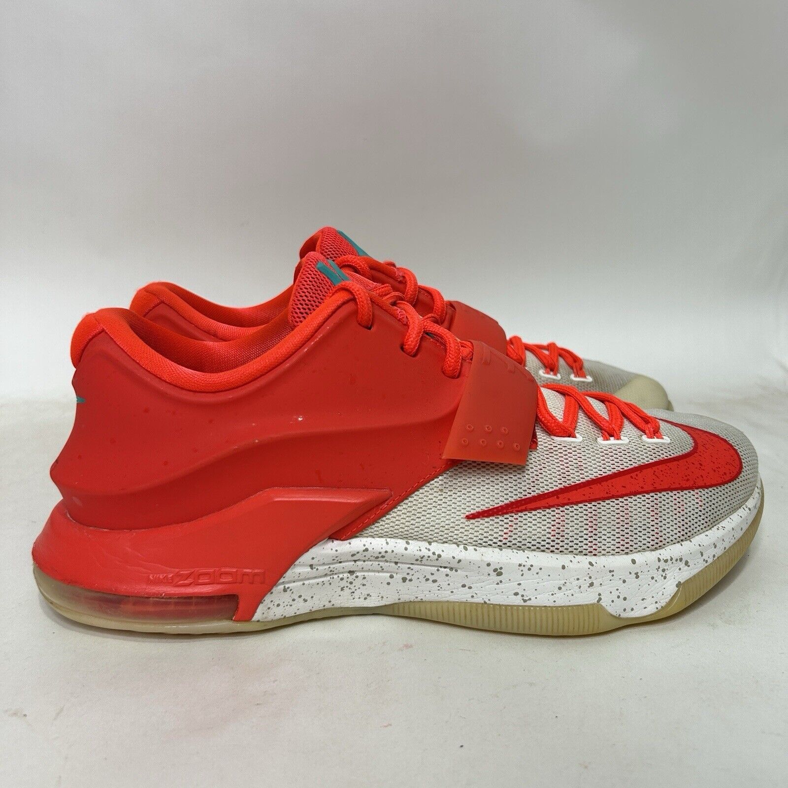 Nike Nike KD 7 “Christmas/Egg Nog” Size US 8.5 / EU 41-42 - 4 Thumbnail