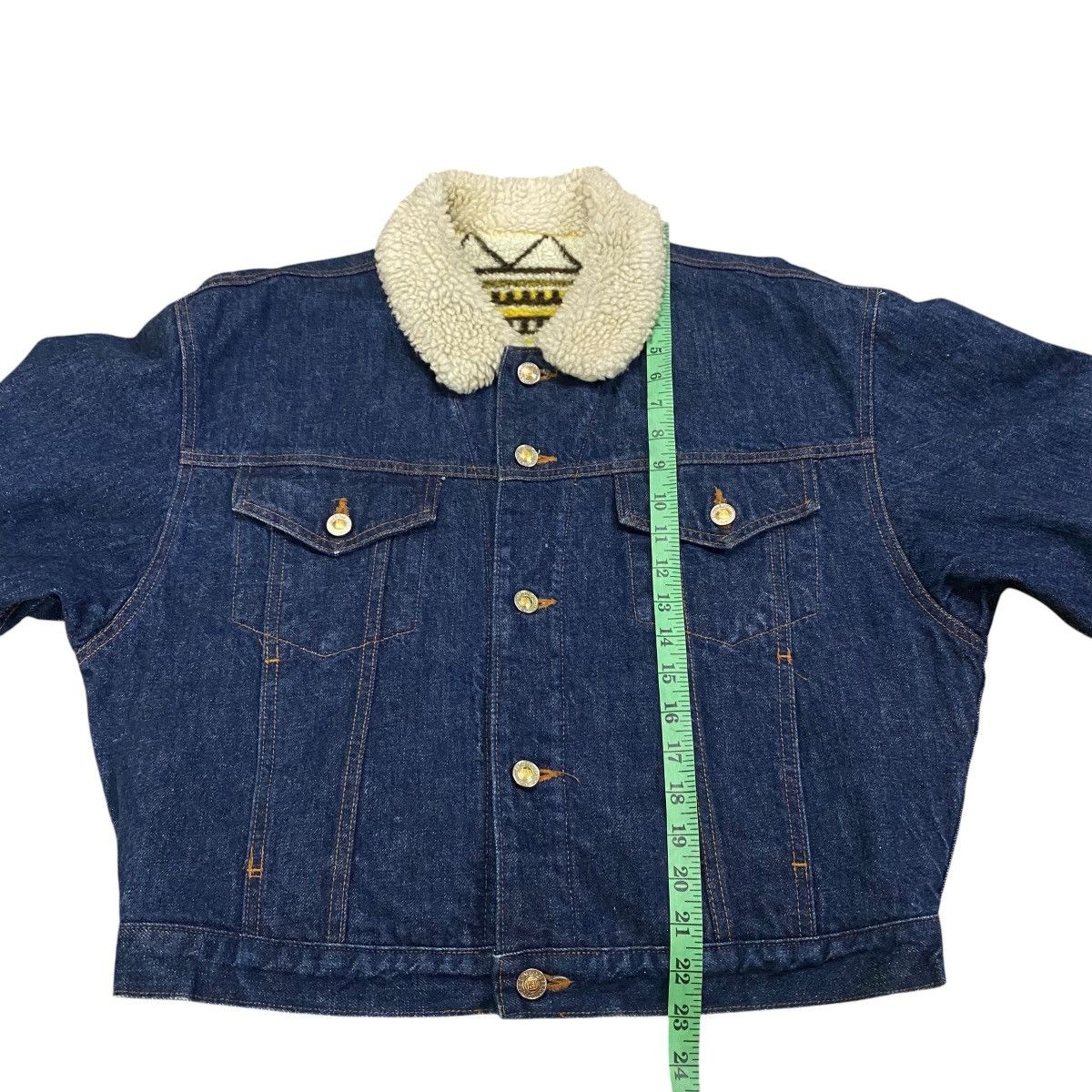 Big John Vintage Big John Aztec Sherpa Lined Denim Jean Jacket Size L Size US L / EU 52-54 / 3 - 15 Thumbnail