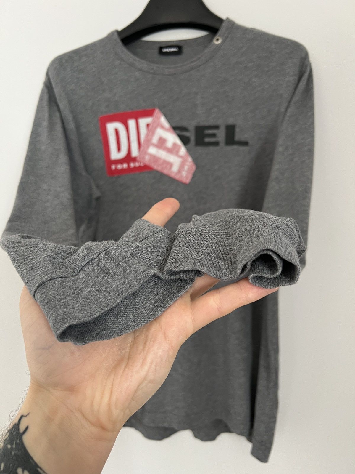 Diesel Diesel long sleeve big logo Size US S / EU 44-46 / 1 - 6 Thumbnail