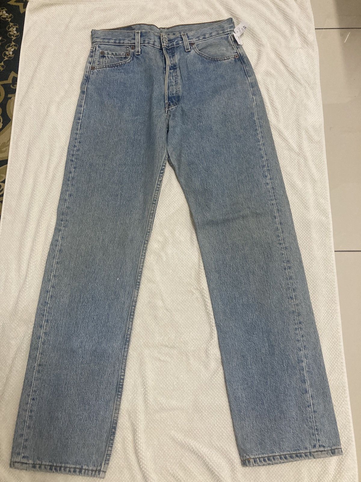 Levi's Vintage Y2K Levis 501 jeans Made in Honduras for Men Size US 30 / EU 46 - 1 Thumbnail