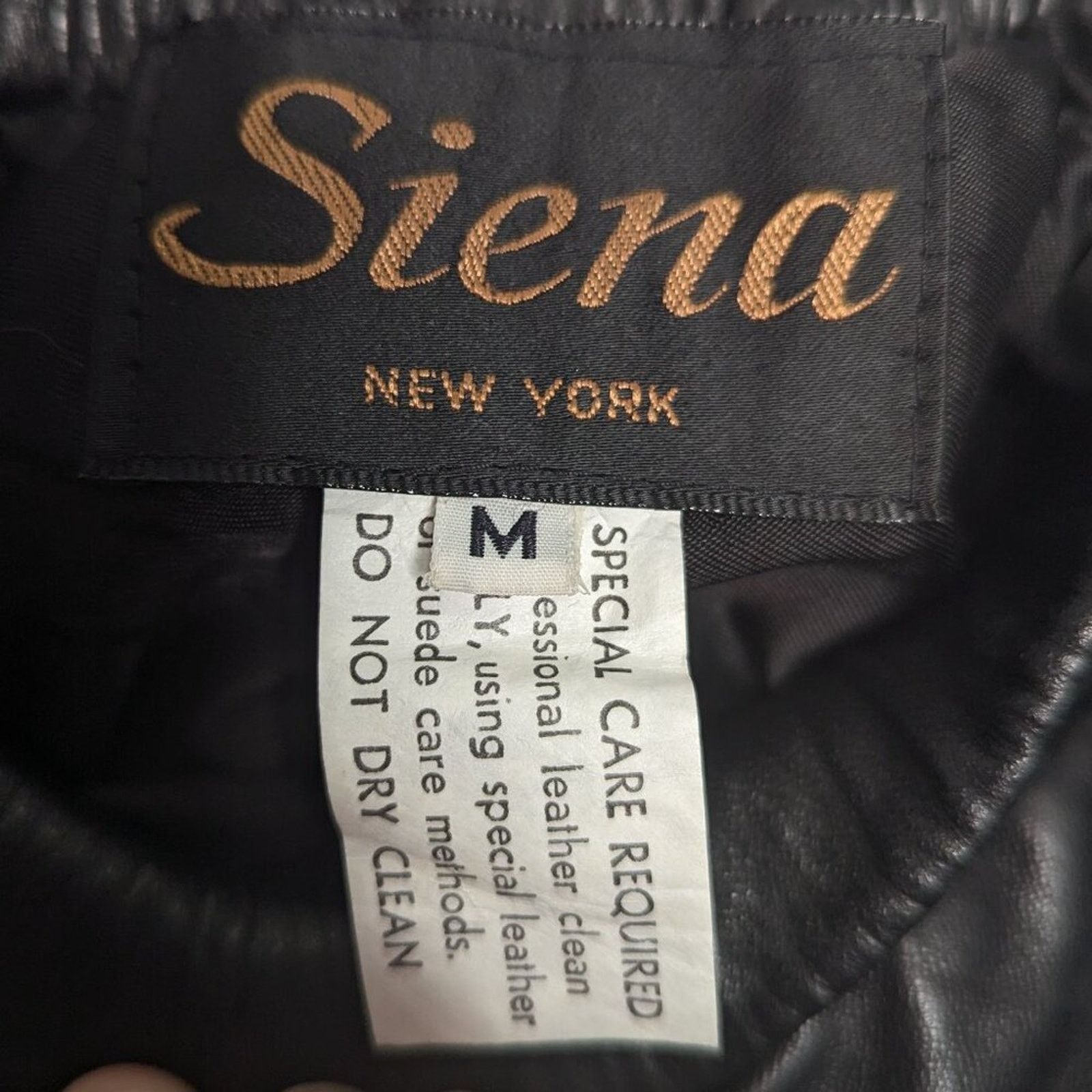 Vintage Siena Vintage Black Leather Pencil Mini Skirt Elastic Waist Size 27" / US 4 / IT 40 - 2 Thumbnail