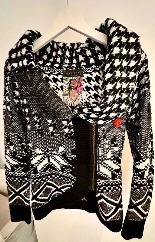 Desigual Desigul desiqual s small jumper sweater black Size S / US 4 / IT 40 - 7 Thumbnail
