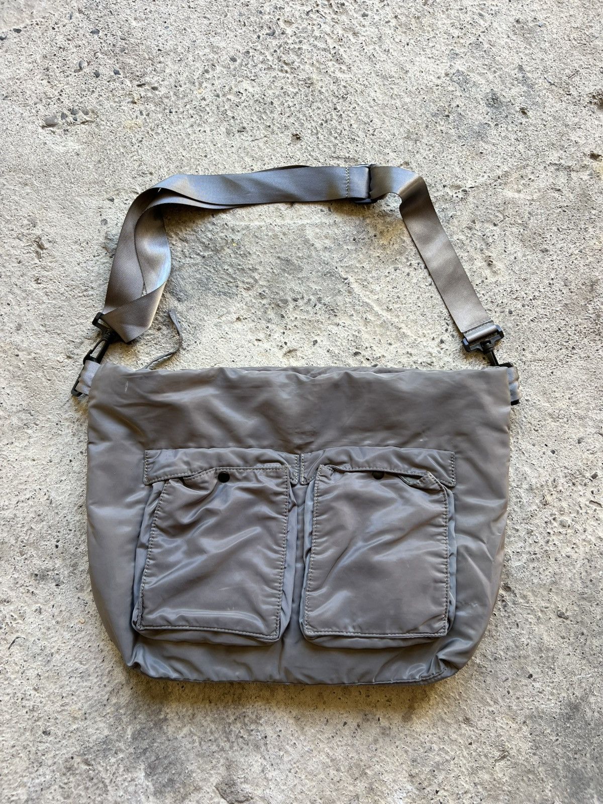 Diesel 🔥 VINTAGE DIESEL SLING BAG MILITARY JAPANESE STYLE Size ONE SIZE - 3 Thumbnail