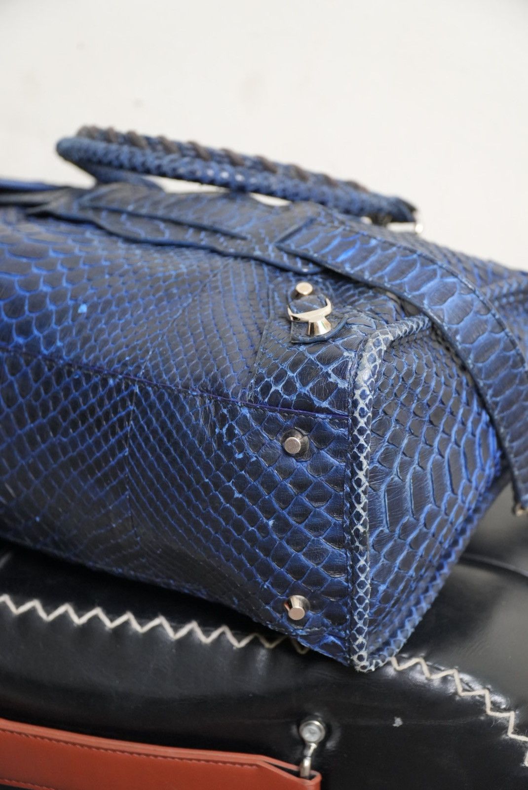 Balenciaga RARE Balenciga 2000’s Blue Python City Bag Size ONE SIZE - 12 Thumbnail