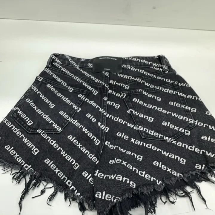 Alexander Wang Alexander Wang Logo Shorts for Women, Black - Size 26" / US 2 / IT 38 - 8 Thumbnail