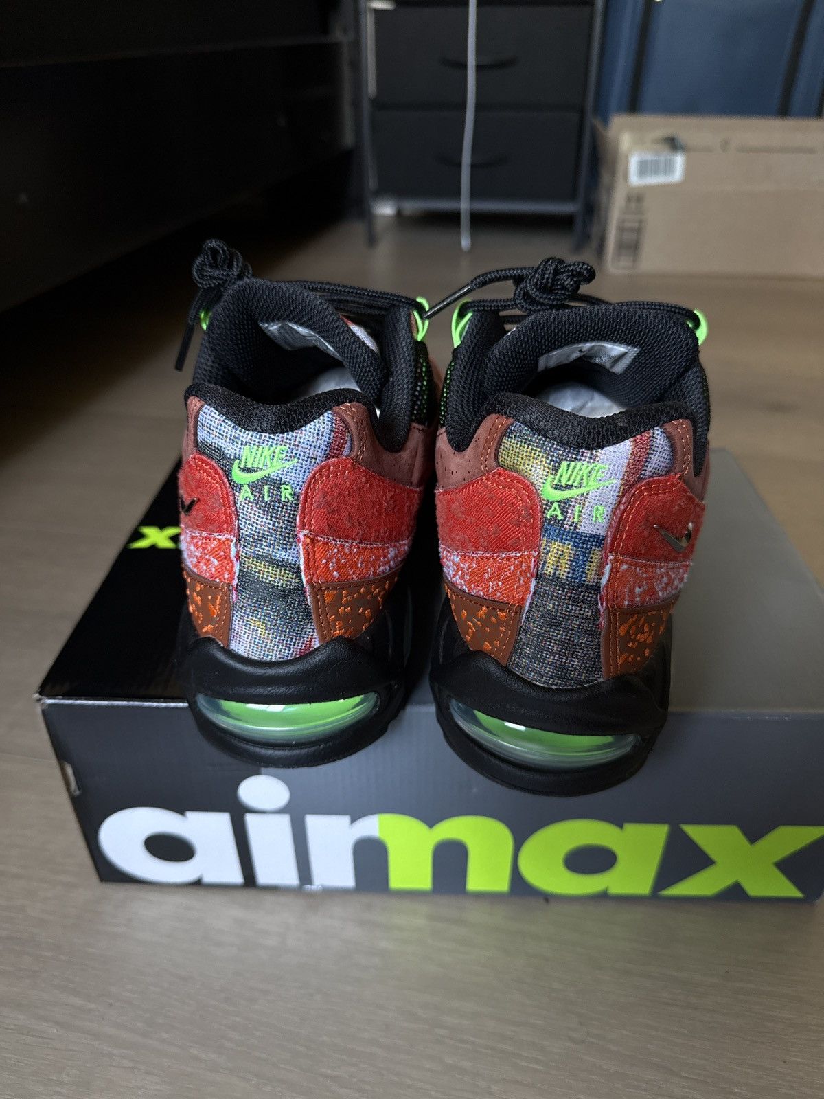 Nike Air max 95 reunion Hong Kong Size US 9.5 / EU 42-43 - 4 Thumbnail