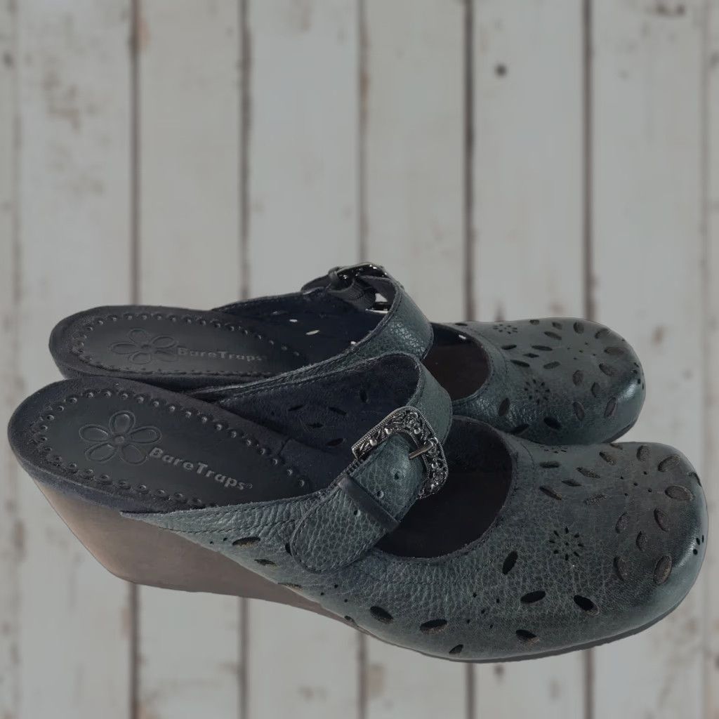 Vintage Bare Traps Gigi Green Leather Wedge Mary Janes Womens Size 9.5 Size US 10 / IT 40 - 1 Thumbnail
