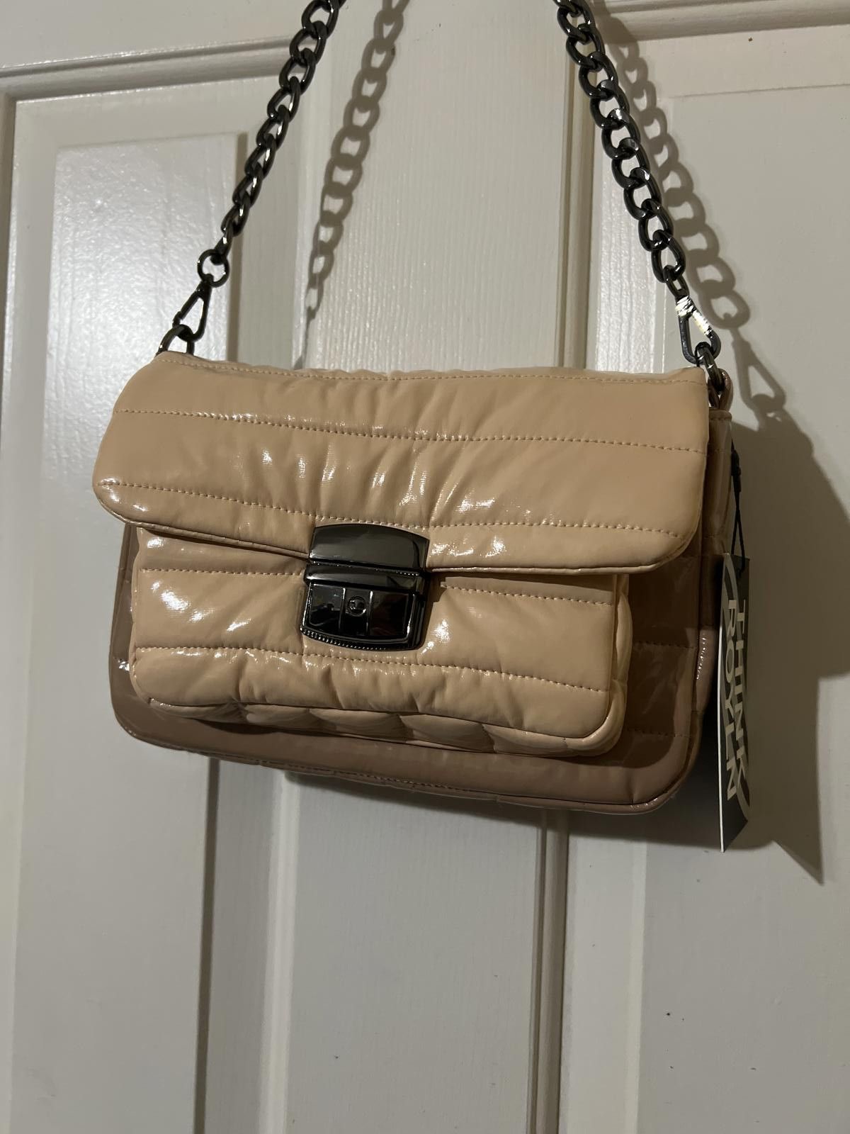 Other Think Royln Quilted Shoulder Bag Adjustable Strap & chain Size ONE SIZE - 2 Thumbnail