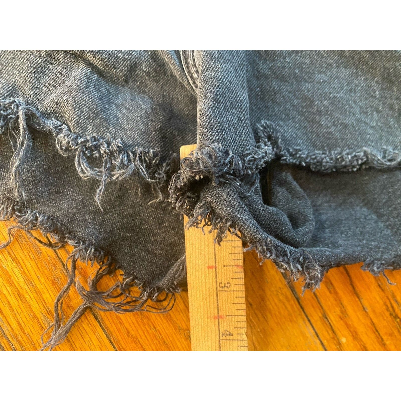 Levi's Levi’s Size W30 501 Jean Shorts Button Fly Black Size 30" / US 8 / IT 44 - 9 Thumbnail