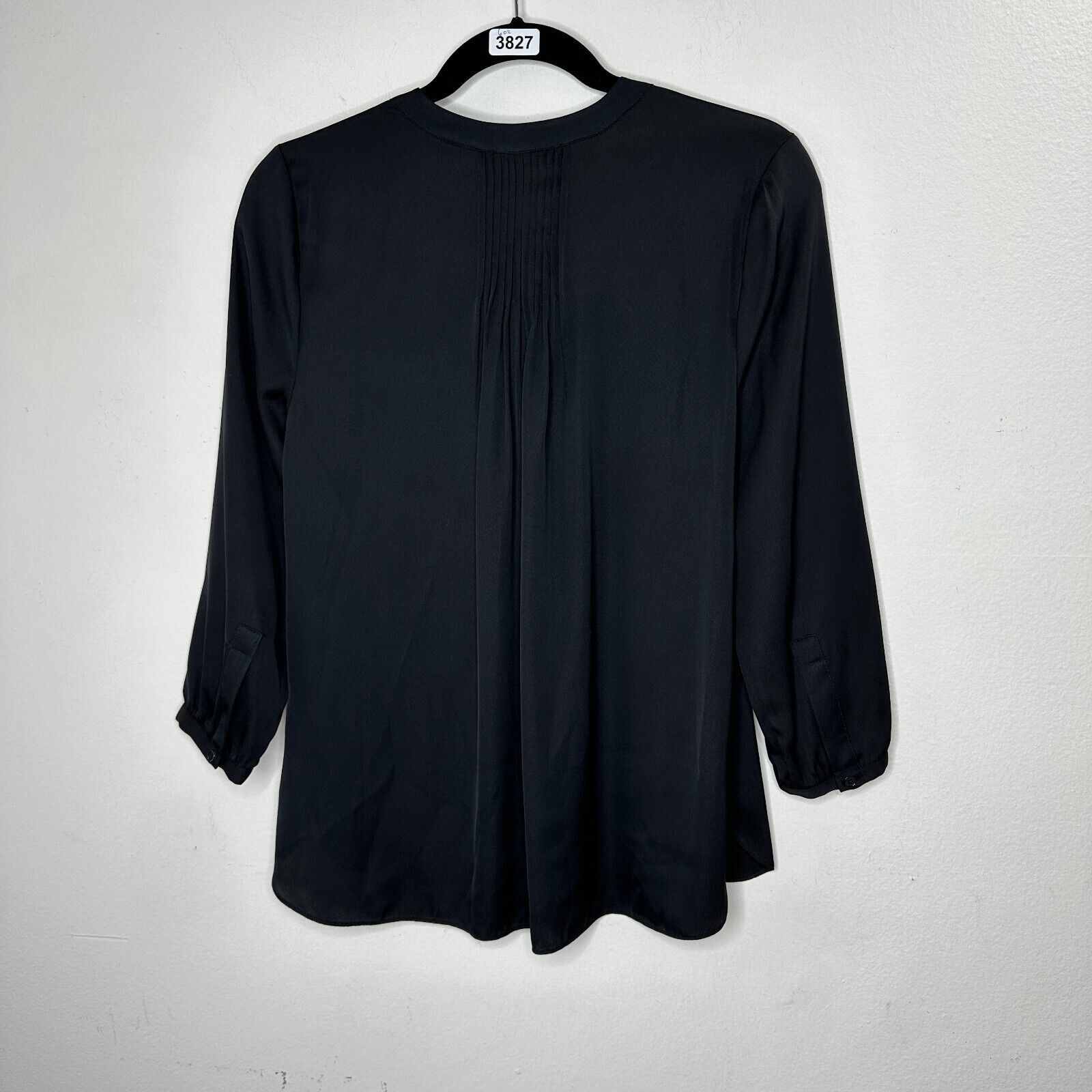 Quince Quince Washable Silk VNeck Button 3/4 Sleeve Pleated Back XS Size XS / US 0-2 / IT 36-38 - 9 Thumbnail