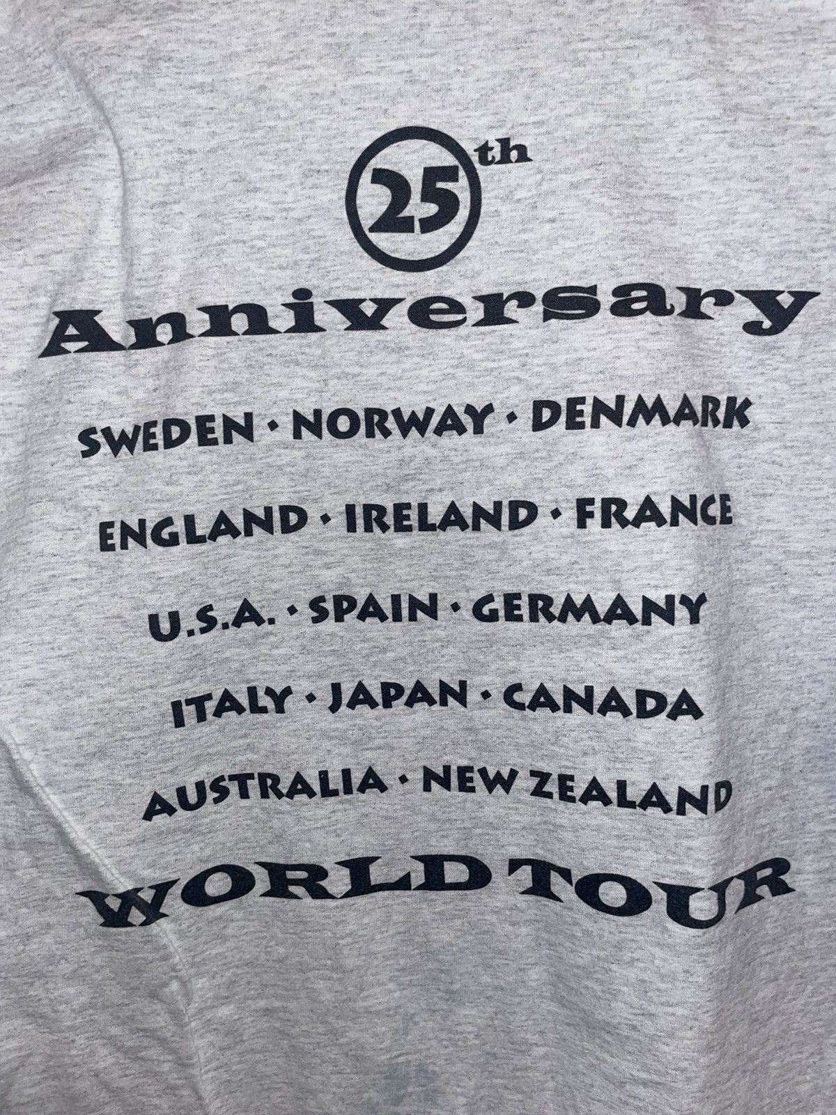 Vintage Foghat 25th anniversary world tour 90s vintage Size US L / EU 52-54 / 3 - 5 Thumbnail