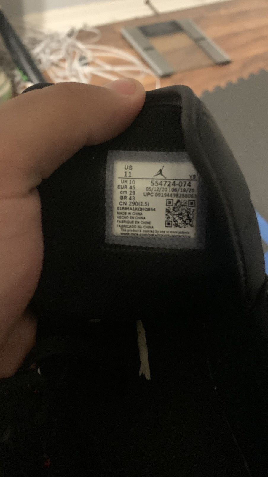 Jordan Brand Air Jordan 1 Breds Mid Size US 11 / EU 44 - 4 Thumbnail
