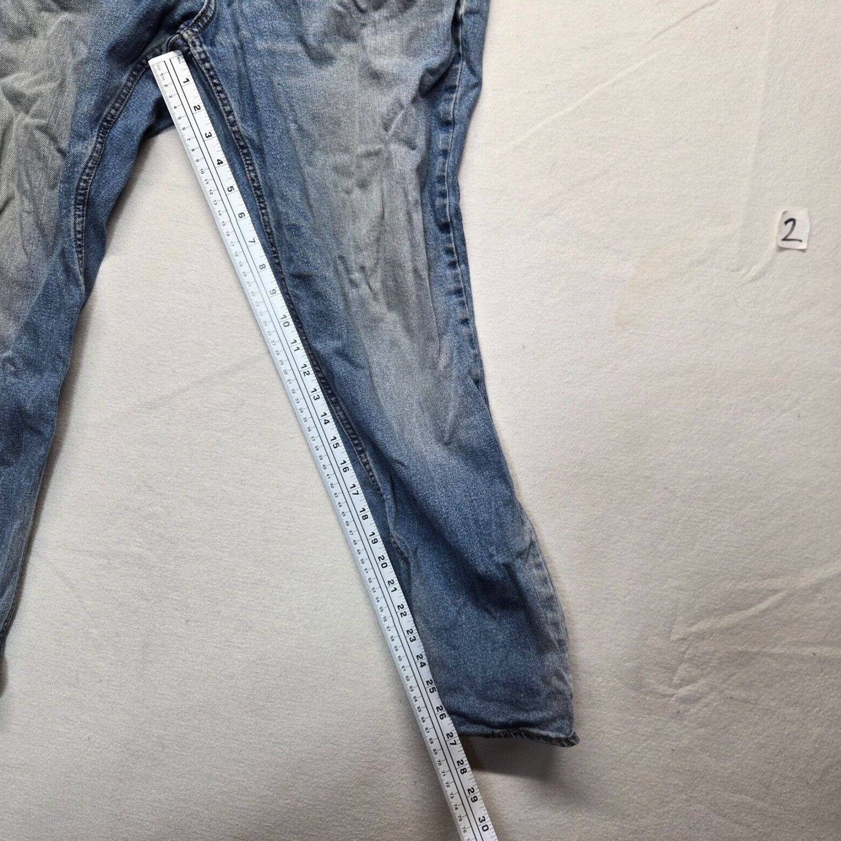 Old Navy VINTAGE Old Navy Men's Jeans Tapered Fit Athletic Wash Medium Size 38 x 30 Blue Size US 38 / EU 54 - 6 Thumbnail