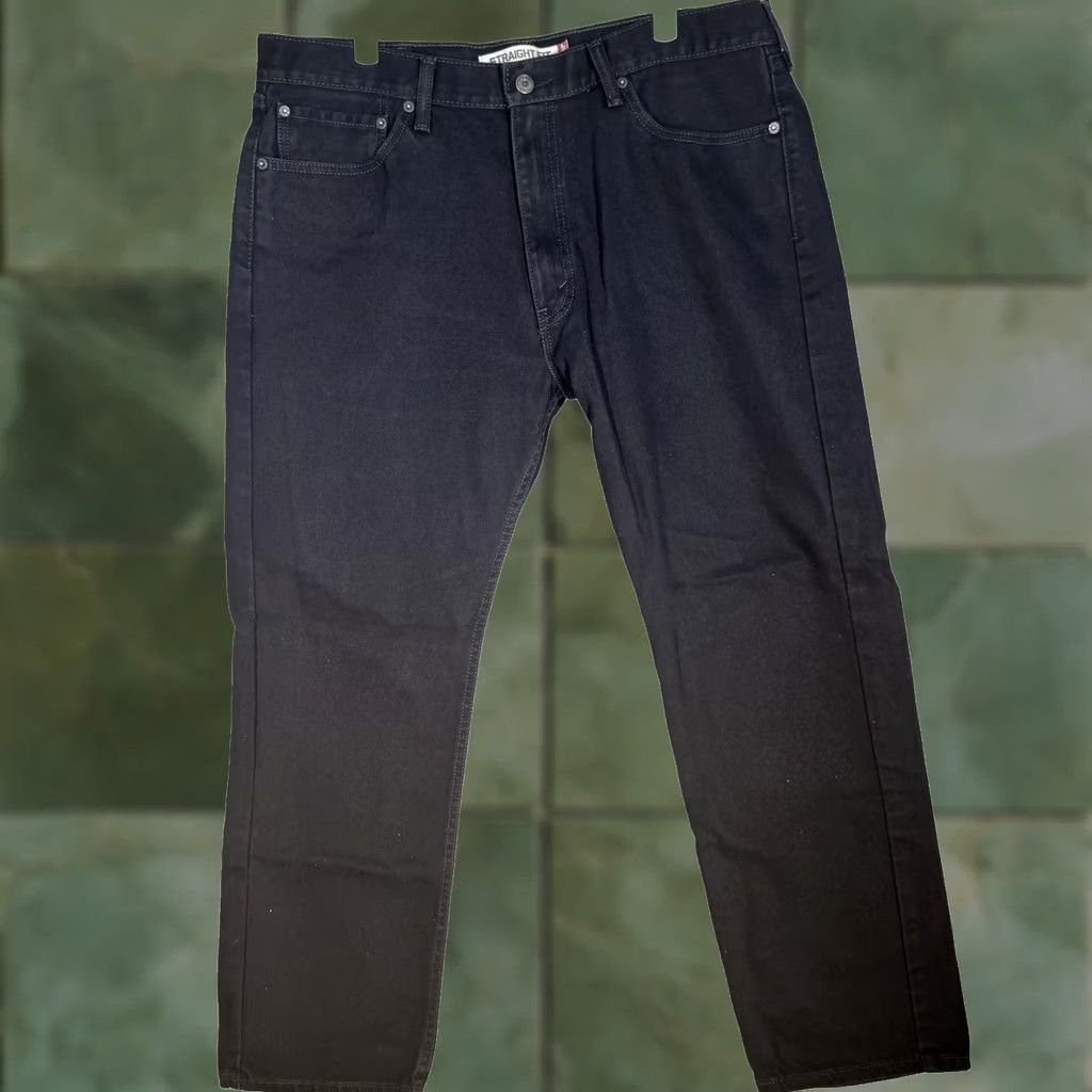 Levi's VINTAGE Levi's 505 Jeans Mens 38x32 Black Straight Leg Denim 5 Pocket Regular Mens Black Jeans Levi’s 505 Straight Leg Denim 38x32 Mens Jeans Size US 38 / EU 54 - 1 Thumbnail